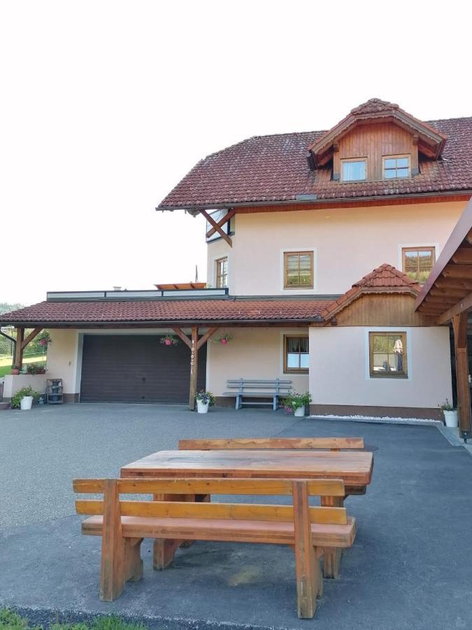 Ferienwohnung Familie Pichler Neumarkt in Steiermark المظهر الخارجي الصورة